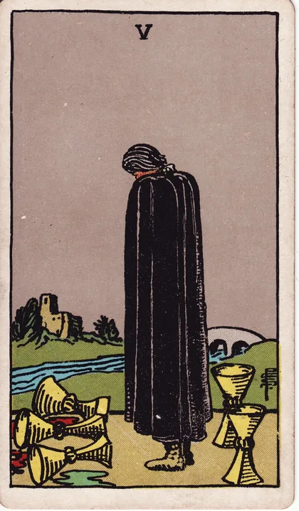 Carte de tarot Cinq de Coupes